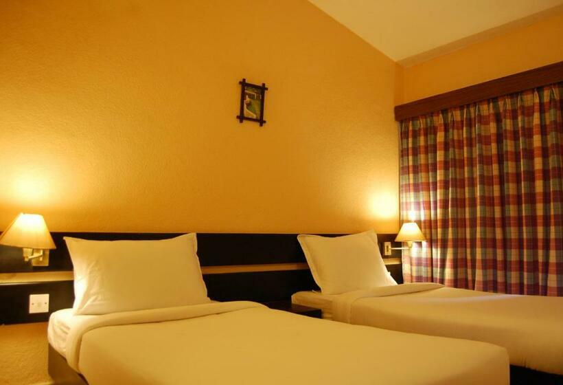 کابین, Green Pastures   A Hill Country Resort