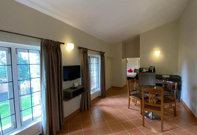 디럭스 스위트, Green Pastures   A Hill Country Resort