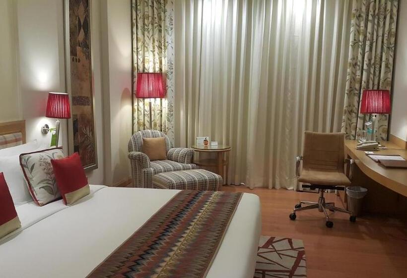 Номер Deluxe, Radisson Noida