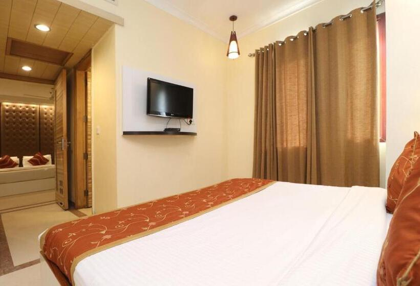 سوییت خانوادگی, Rajshree & Spa