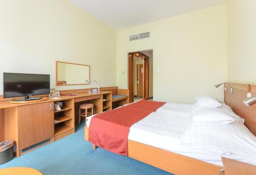 اتاق استاندارد با بالکن, Hunguest Hotel Aqua Sol