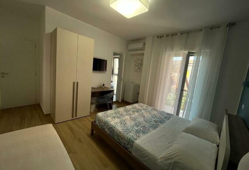Quarto Quádruplo Estandar, Oltremare Rooms Agropoli