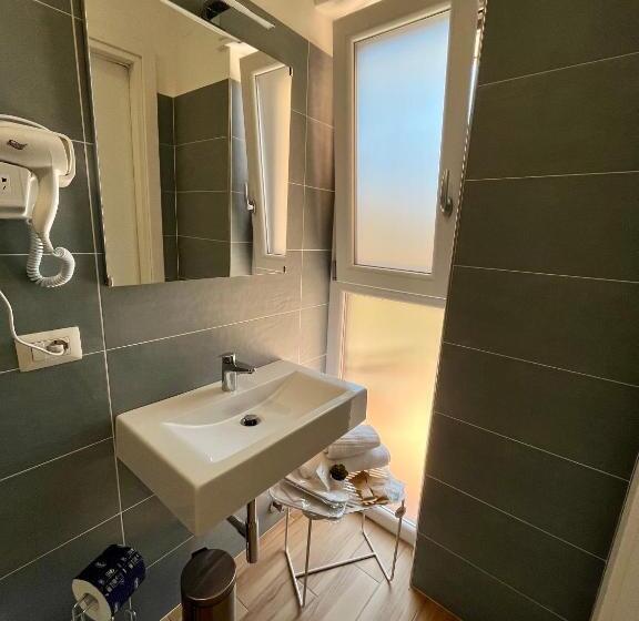 Quarto Quádruplo Estandar, Oltremare Rooms Agropoli