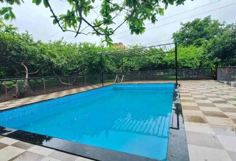 Номер Стандарт Вид на Сад, Raghunandan Resort