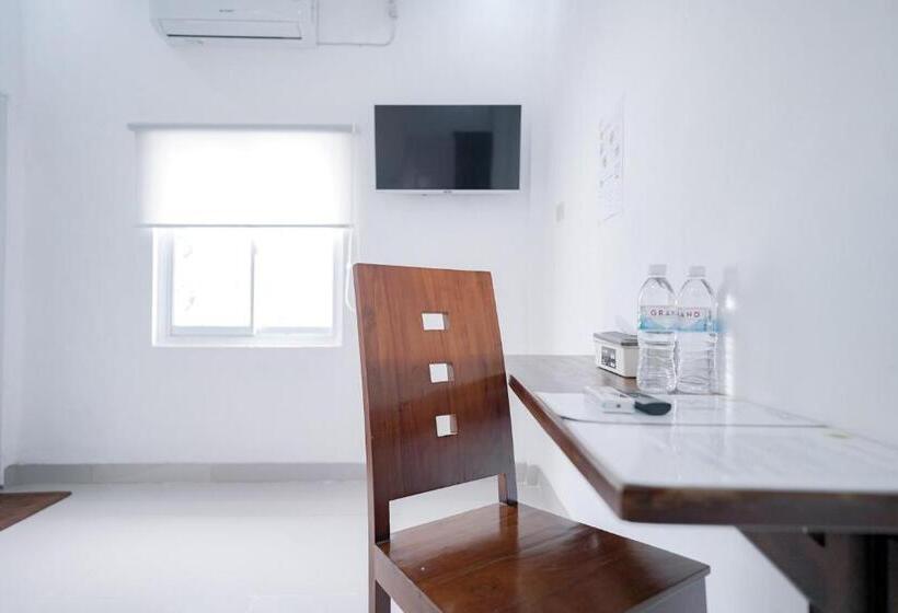 高级大房间, Urbanview Hotel Pondok Indah Pringsewu