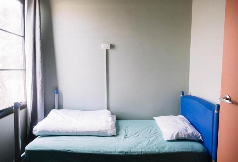 חדר סטנדרט יחיד, Carrichostel