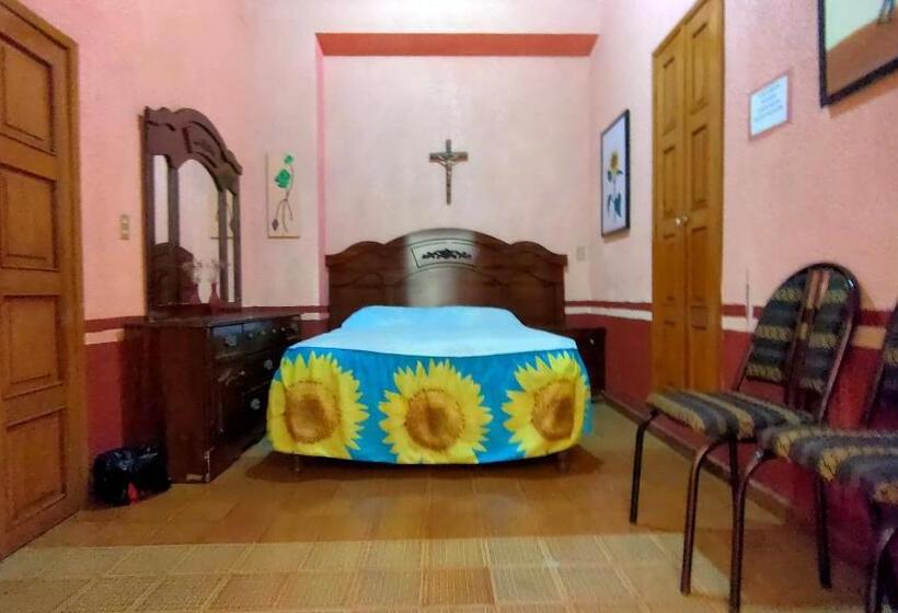 Quarto Estandar, Oyo  Posada Santa Cecilia, Jerez Zacatecas