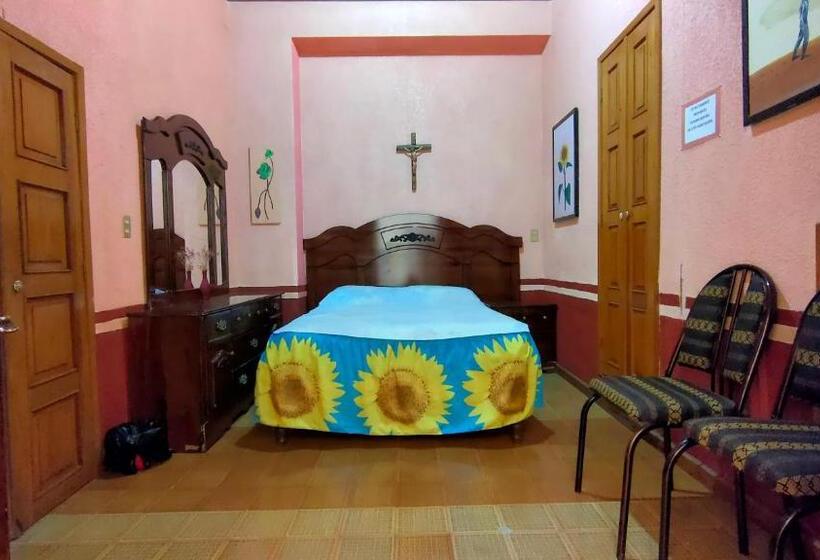 Quarto Estandar, Oyo  Posada Santa Cecilia, Jerez Zacatecas