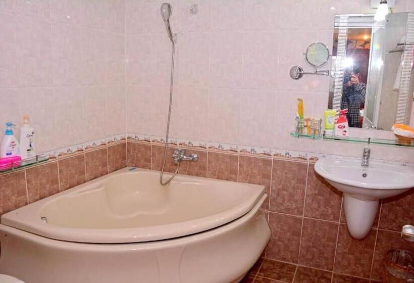 اتاق لوکس, A25 Hotel  137 Nguyễn Du   đà Nẵng