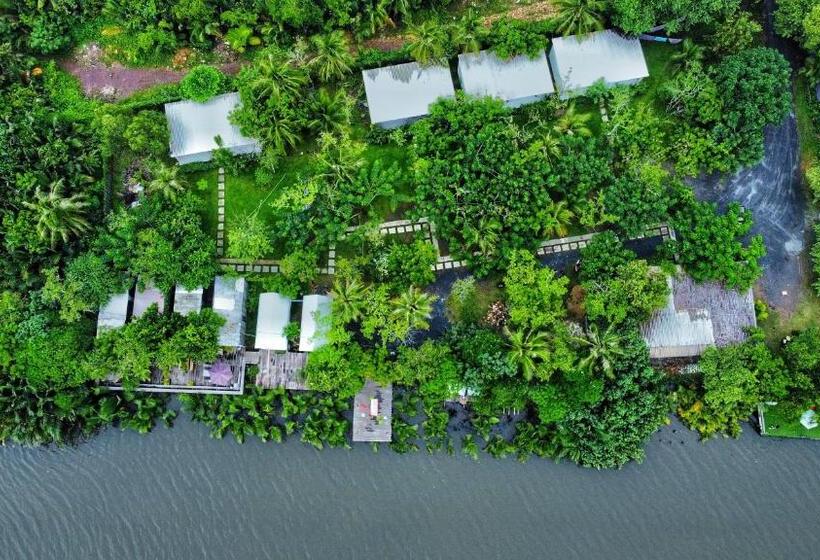 غرفة ديلوكس مطلّة علي البحر, Kampot Riverfront Boutique