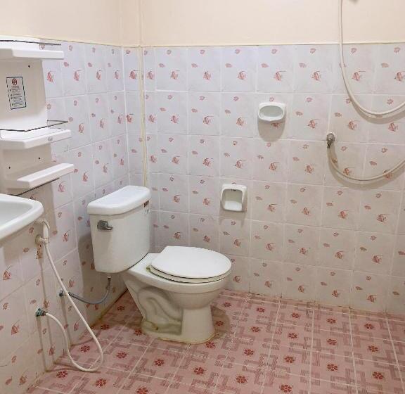 Quarto Triplo Estandar, Sabye~sabye
