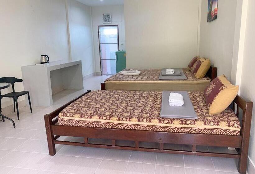 Quarto Triplo Estandar, Sabye~sabye