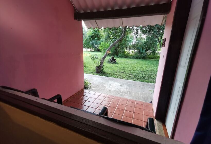 اتاق استاندارد, Doralba Inn Chichen