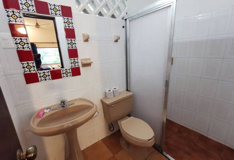 اتاق استاندارد, Doralba Inn Chichen