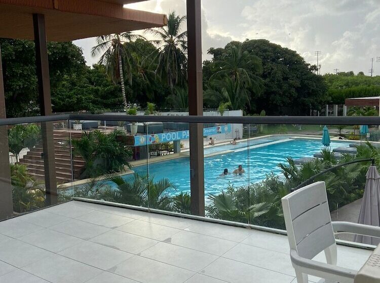共用房间的床, Dreamer Beach Club