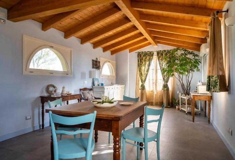 带景观的三人标准房间, Agriturismo Bellandi
