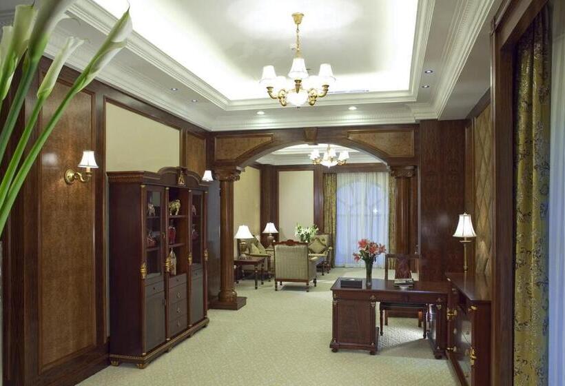 Президентский Люкс, Jiangmen Gladden