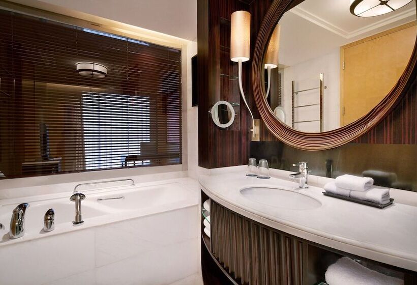 سوئیت کلاب, Sheraton Hohhot