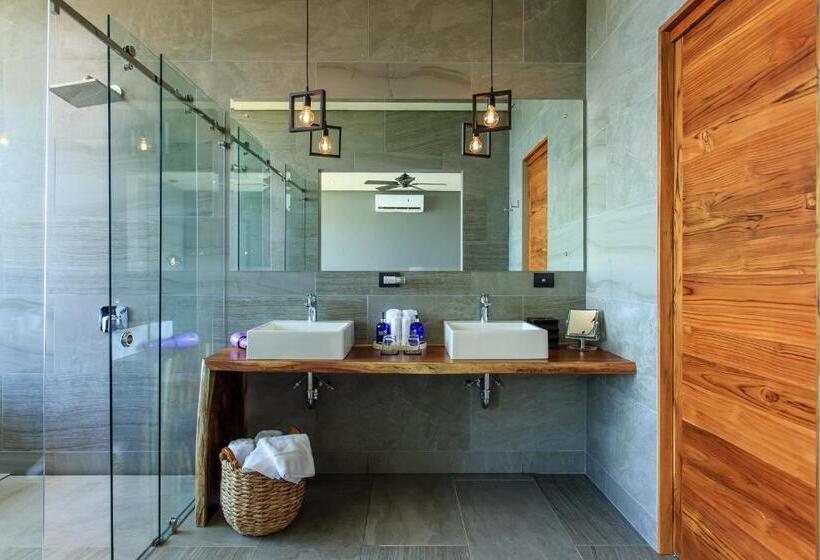 سوییت سوپریور با چشم‌انداز دریا, Rancho Pacifico   Boutique Hotel For Adults