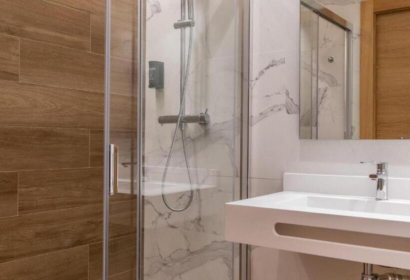 Quarto Deluxe, Eightrooms La Rioja Pension