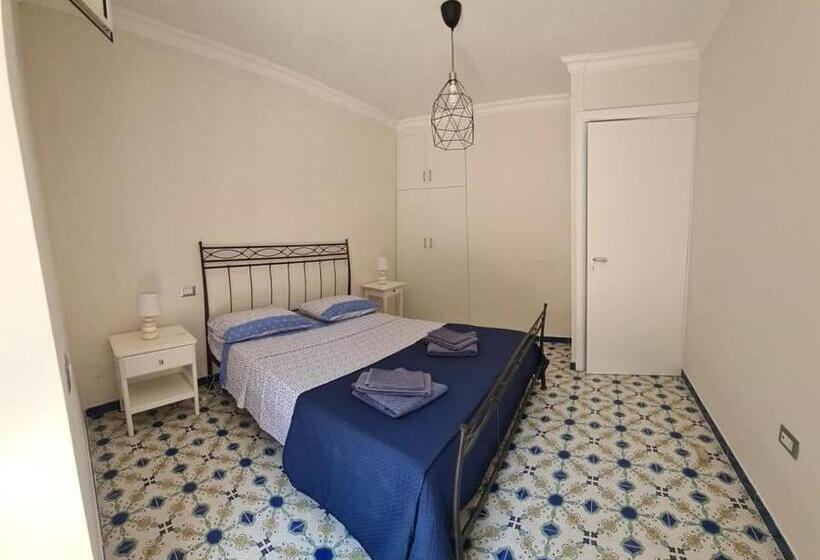 آپارتمان 1 خوابه با چشم‌انداز باغ, B&b La Marinella