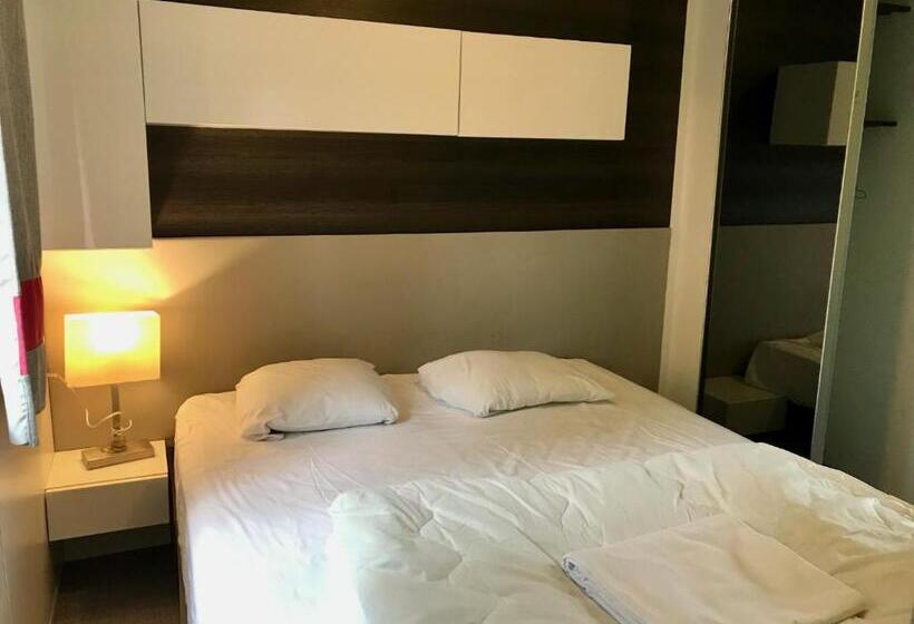 بانگلوی استاندارد 2 خوابه, Nouvel Horizon Guest Center Landes