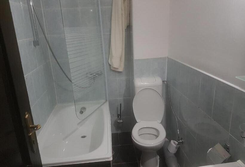 اتاق خانوادگی, Casa David