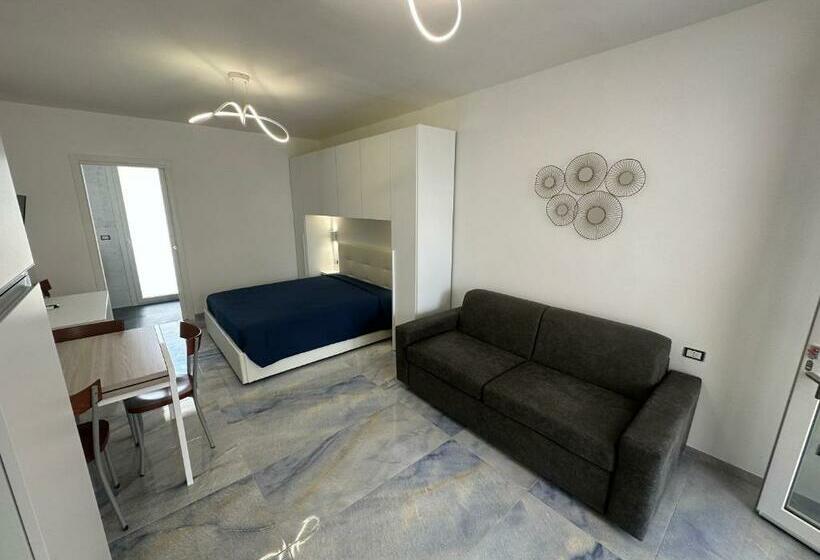 استودیو استاندارد با تراس, Infinity Residence Con Parcheggio