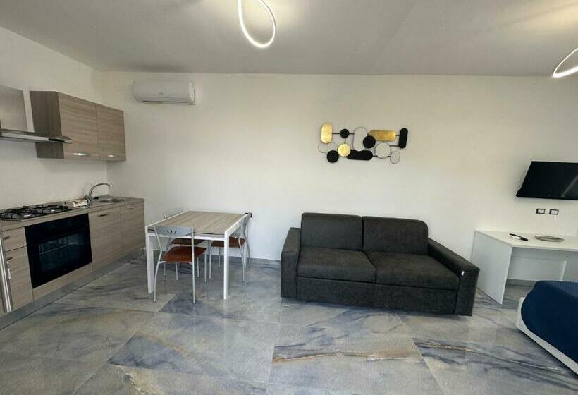 استودیو استاندارد با تراس, Infinity Residence Con Parcheggio