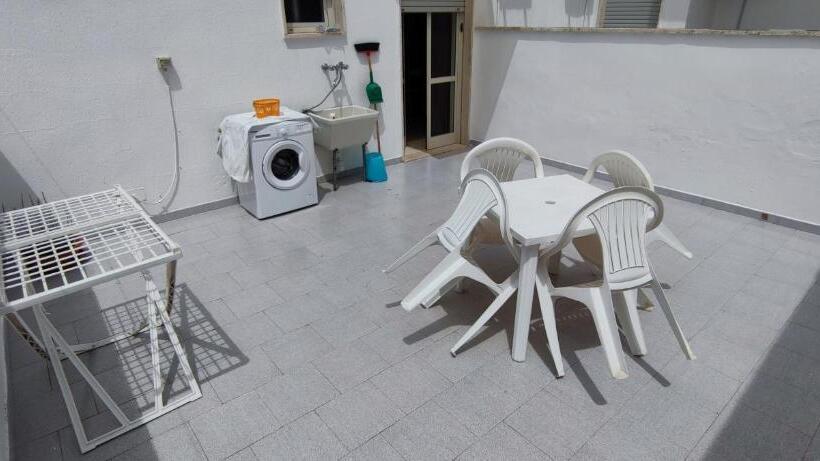 استودیو استاندارد با چشم‌انداز باغ, Infinity Residence Con Parcheggio