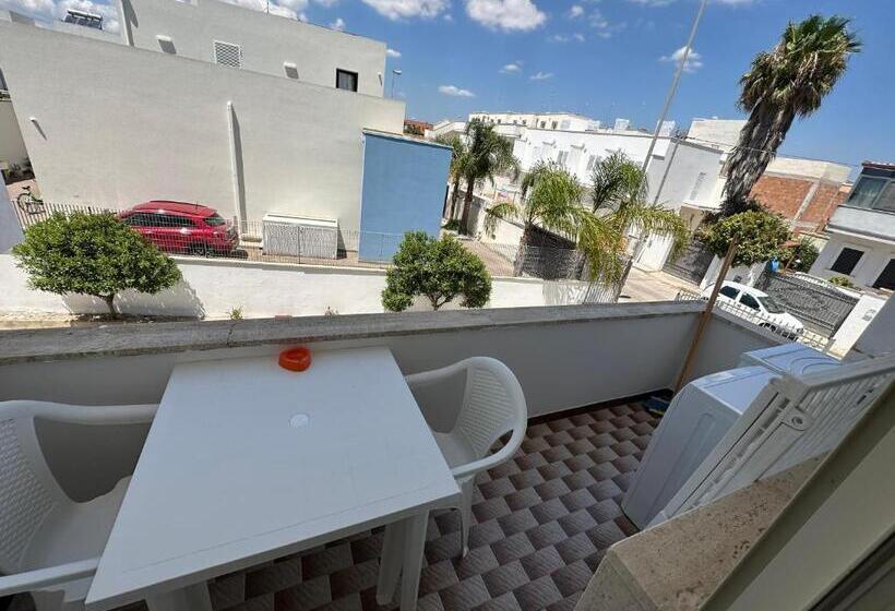 استودیو استاندارد با بالکن, Infinity Residence Con Parcheggio
