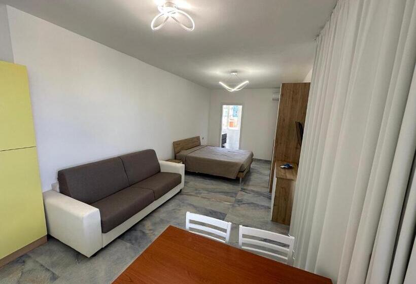استودیو استاندارد با بالکن, Infinity Residence Con Parcheggio