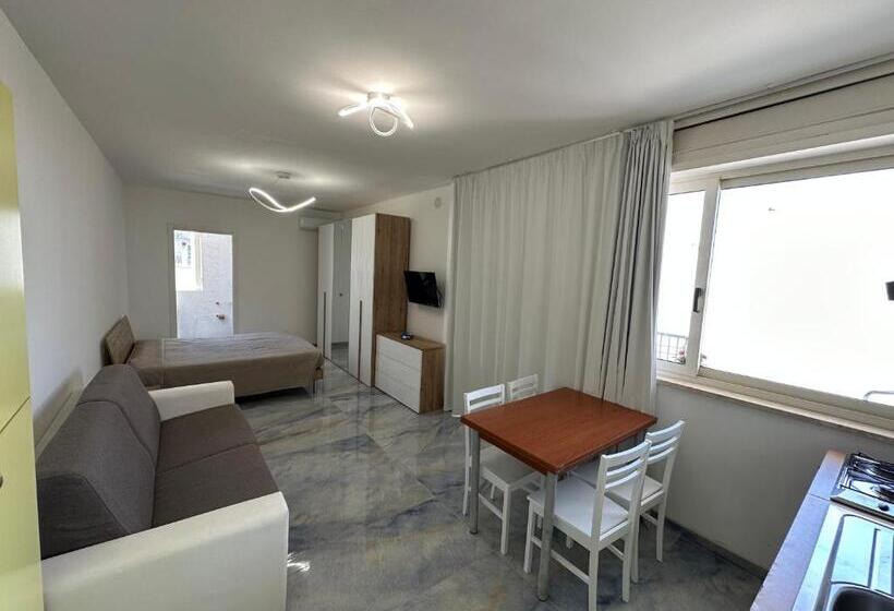 استودیو استاندارد با بالکن, Infinity Residence Con Parcheggio
