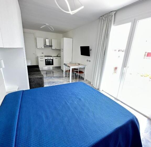 استودیوی استاندارد, Infinity Residence Con Parcheggio