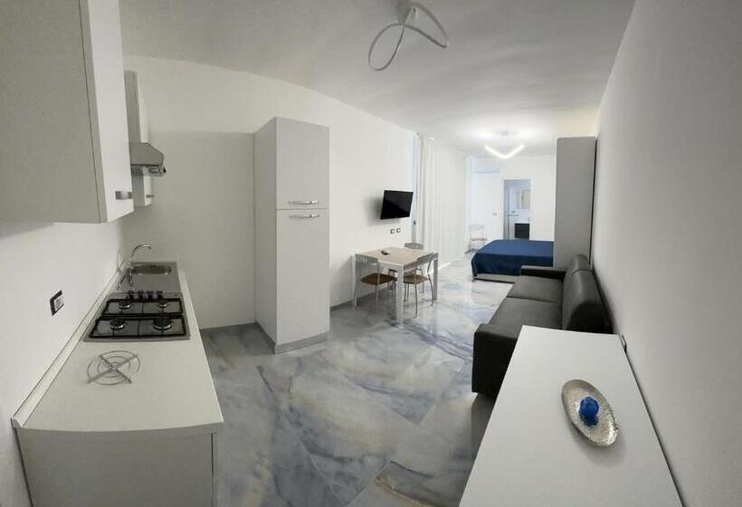 استودیوی استاندارد, Infinity Residence Con Parcheggio