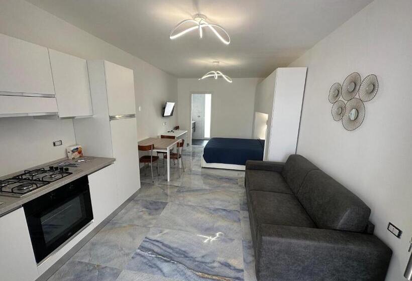 استودیو استاندارد با تراس, Infinity Residence Con Parcheggio