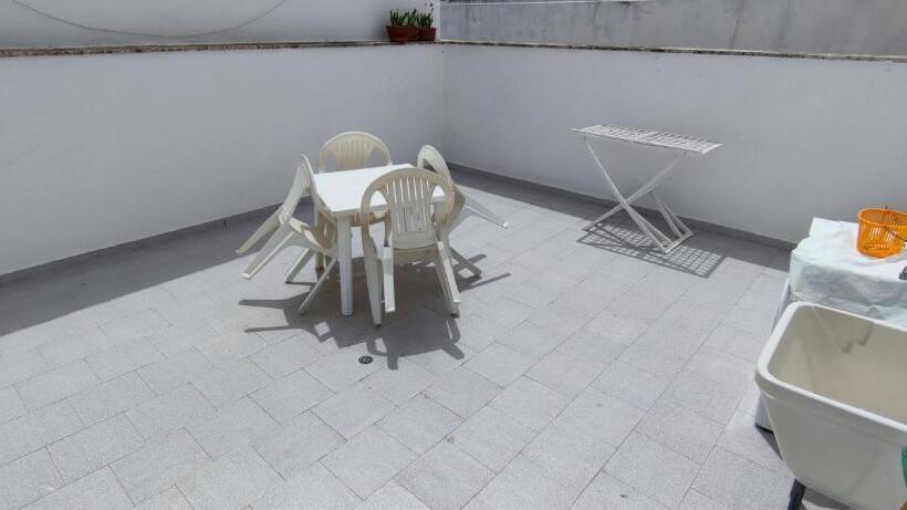 استودیو استاندارد با تراس, Infinity Residence Con Parcheggio