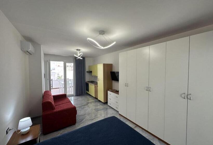 استودیو استاندارد با تراس, Infinity Residence Con Parcheggio