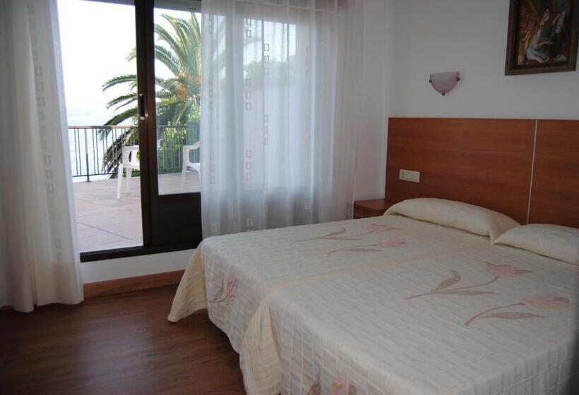 اتاق استاندارد, Hostal Carabela
