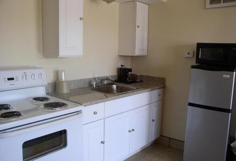 Номер Стандарт 2 Двуспальные Кровати, American Executive Inn Mesa