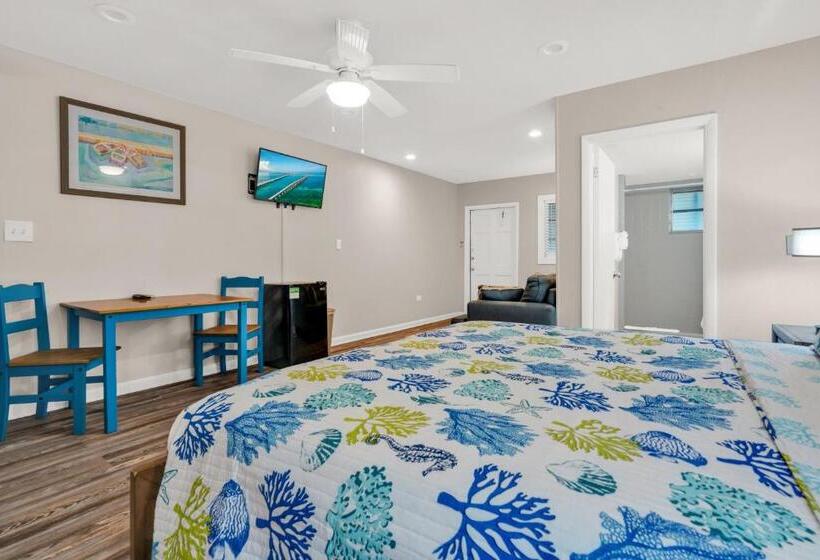 اتاق استاندارد با تخت بزرگ, Coconut Cay Resort