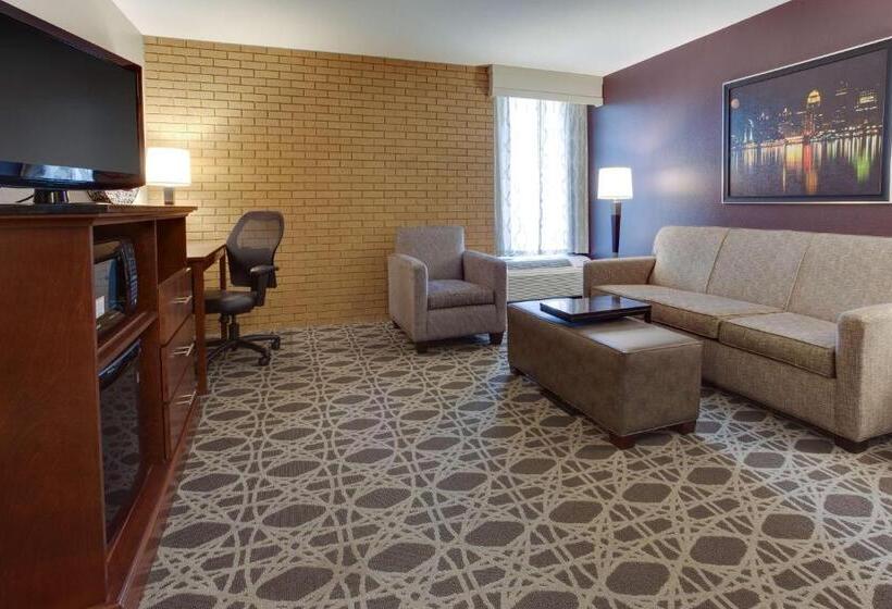 Suite Superior, Drury Inn & Suites Louisville East