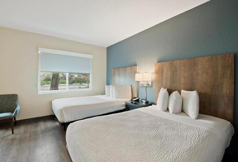 Студия Deluxe, Extended Stay America Premier Suites  Miami  Airport  Doral  25th Street