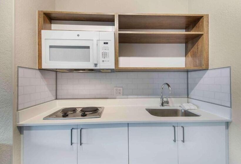 Студия Deluxe, Extended Stay America Premier Suites  Miami  Airport  Doral  25th Street