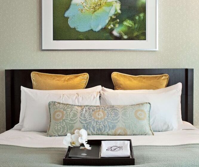 اتاق استاندارد با تخت بزرگ, Fairmont Pittsburgh