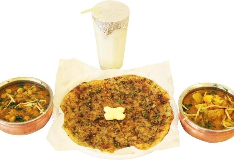 اتاق لوکس خانوادگی, Hong Kong Inn