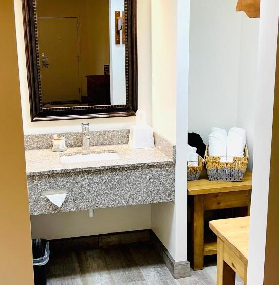 Номер Deluxe Кровать Куин, Taos Valley Lodge