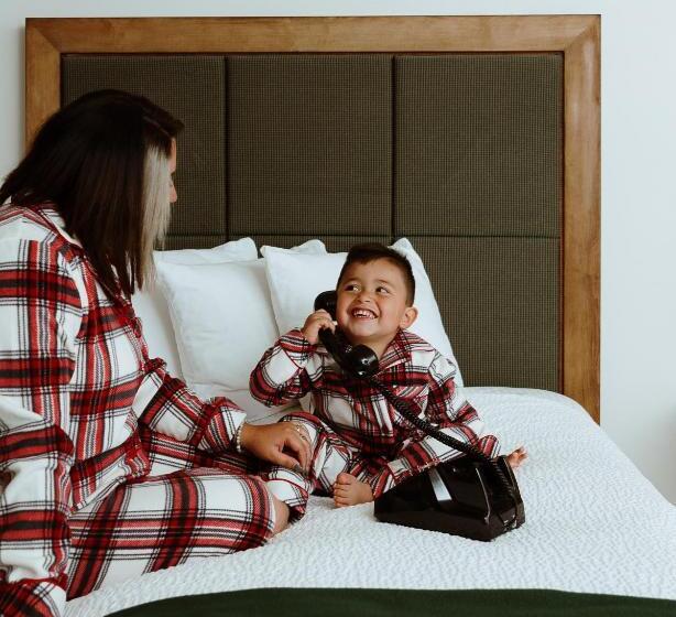 クイーンベッドのデラックスルーム, Taos Valley Lodge