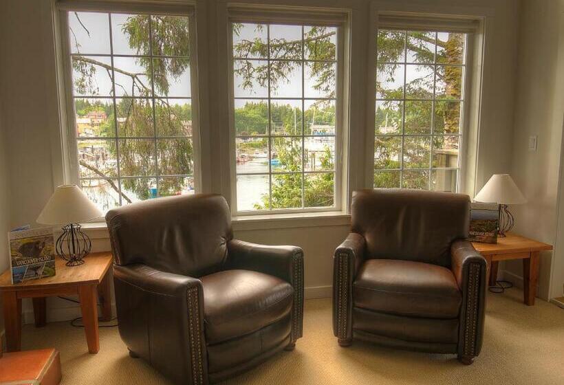 Люкс с Видом, Waters Edge Shoreside Suites