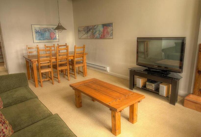 Люкс 2 Спальни, Waters Edge Shoreside Suites